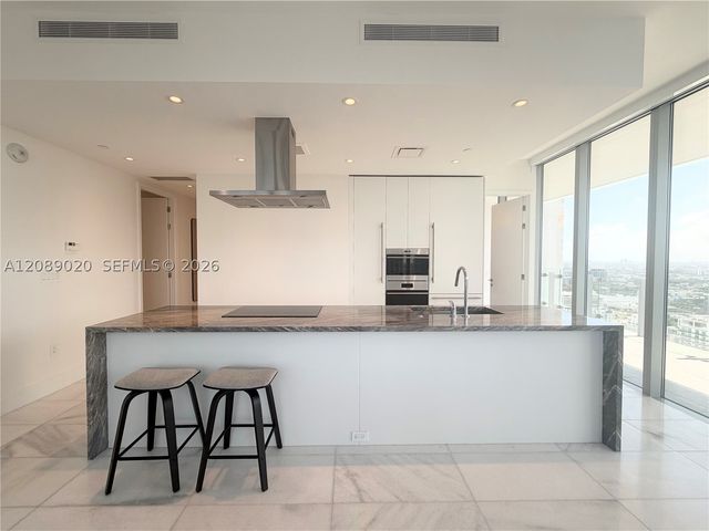 700 NE 26th Ter 2406, Miami, FL 33137