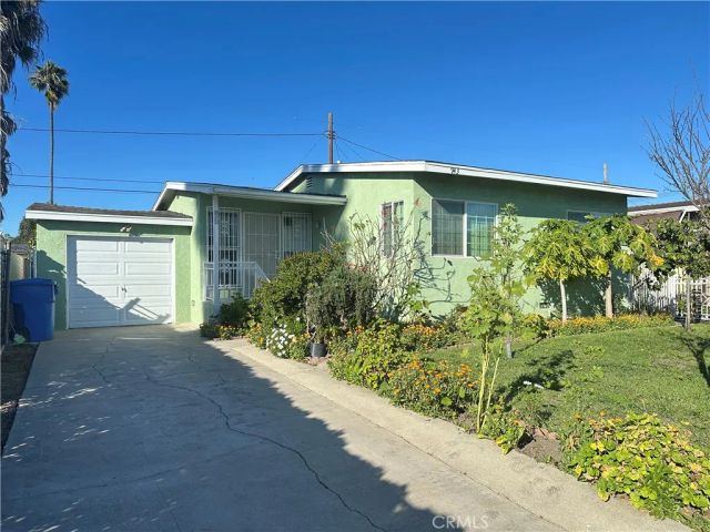 943 E 104th, Los Angeles, CA 90002