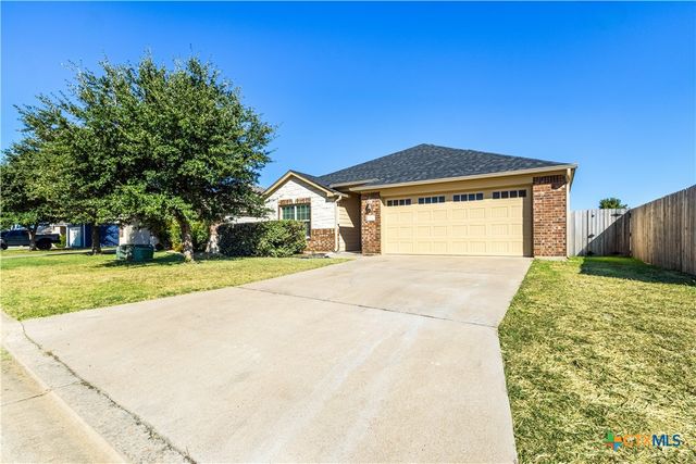 7718 Bridgepointe Drive, Temple, TX 76502