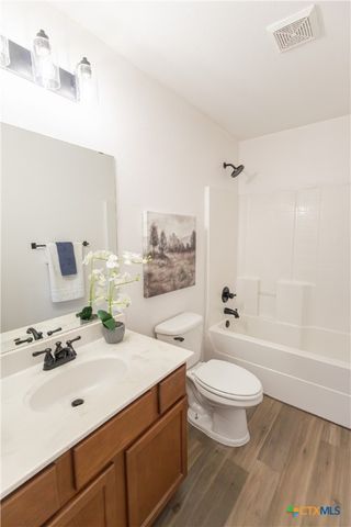 7718 Bridgepointe Drive, Temple, TX 76502