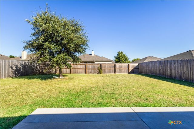 7718 Bridgepointe Drive, Temple, TX 76502