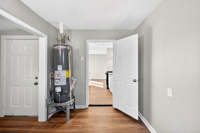 7726 Claiborne Street, Houston, TX 77016