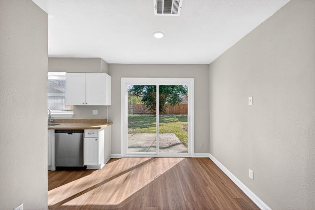 7726 Claiborne Street, Houston, TX 77016