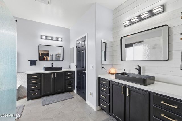 6848 W RIDGELINE Road, Peoria, AZ 85383