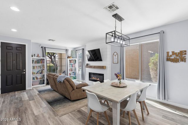 6848 W RIDGELINE Road, Peoria, AZ 85383