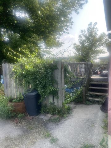 527 Cordelia Street, Grand Rapids, MI 49503