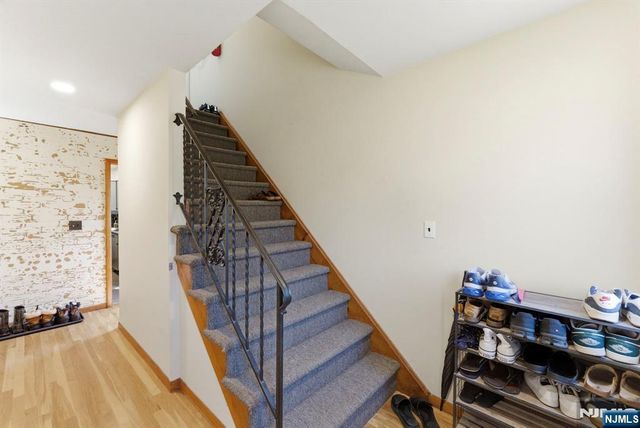 425 Midland Avenue, Pompton Lakes, NJ 07442