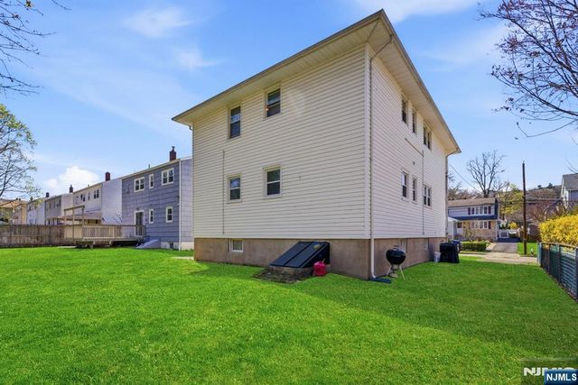 425 Midland Avenue, Pompton Lakes, NJ 07442