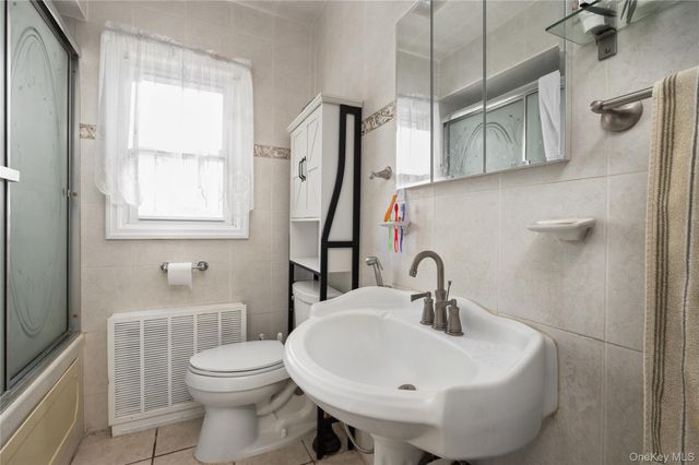 30 1St Street, New Hyde Park, NY 11040