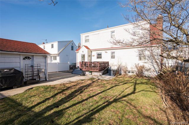 30 1St Street, New Hyde Park, NY 11040