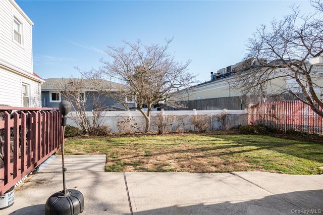 30 1St Street, New Hyde Park, NY 11040