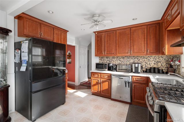 30 1St Street, New Hyde Park, NY 11040