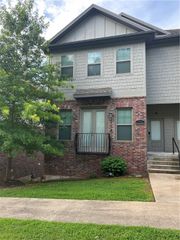 1771 Nettleship, Fayetteville, AR 72701