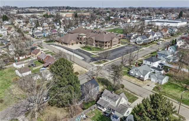 1406 22nd Street NW, Canton, OH 44709