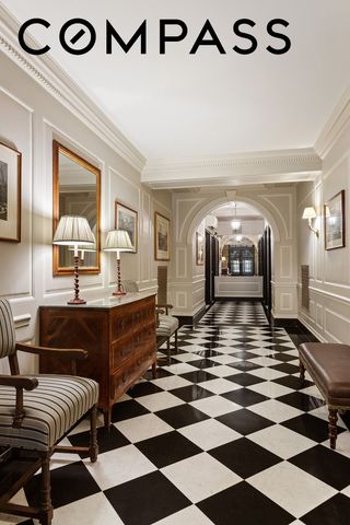 155 E 73rd St Apt 2A, New York City, NY 10021