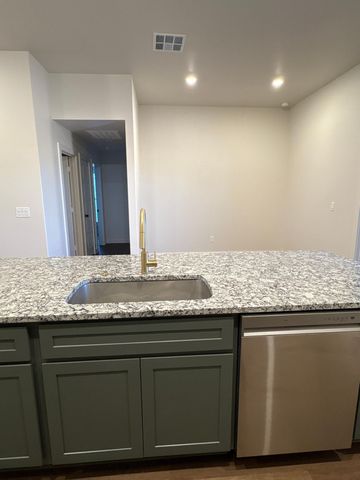 2122 Langford Avenue, Lubbock, TX 79407