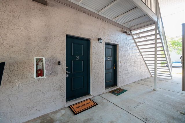 4405 W FAIR OAKS AVENUE 21, Tampa, FL 33611
