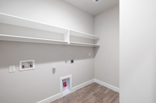 155 Dogwood Avenue, Rhome, TX 76078