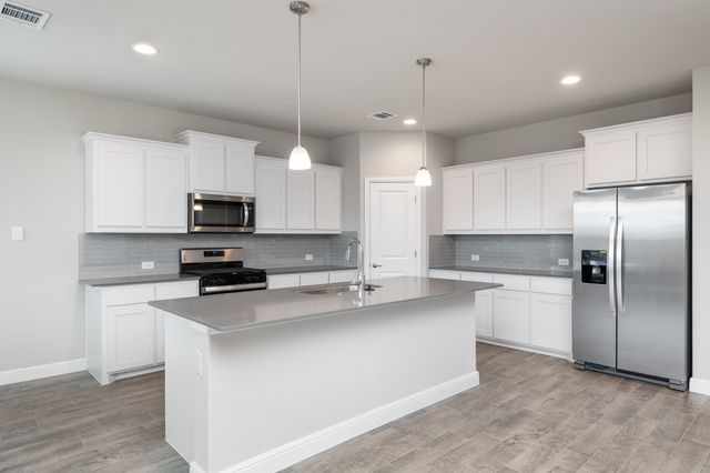 155 Dogwood Avenue, Rhome, TX 76078