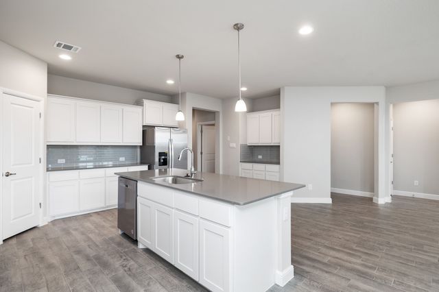 155 Dogwood Avenue, Rhome, TX 76078