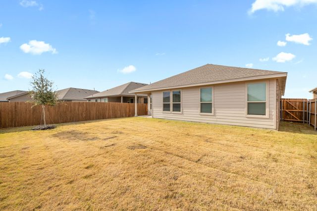 155 Dogwood Avenue, Rhome, TX 76078