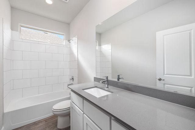 155 Dogwood Avenue, Rhome, TX 76078