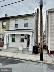 1264 WILLOW ST, Lebanon, PA 17046