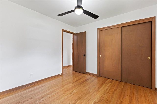 W140 Belleview AVENUE, Oconomowoc, WI 53066