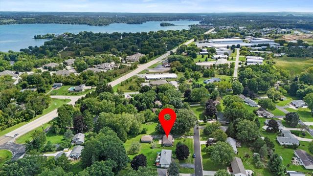 W140 Belleview AVENUE, Oconomowoc, WI 53066