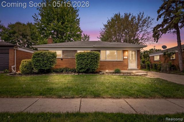 13144 Stamford Avenue, Warren, MI 48089