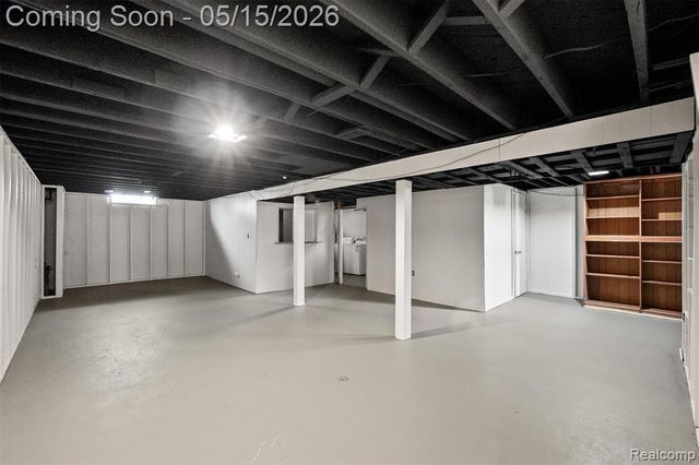 13144 Stamford Avenue, Warren, MI 48089