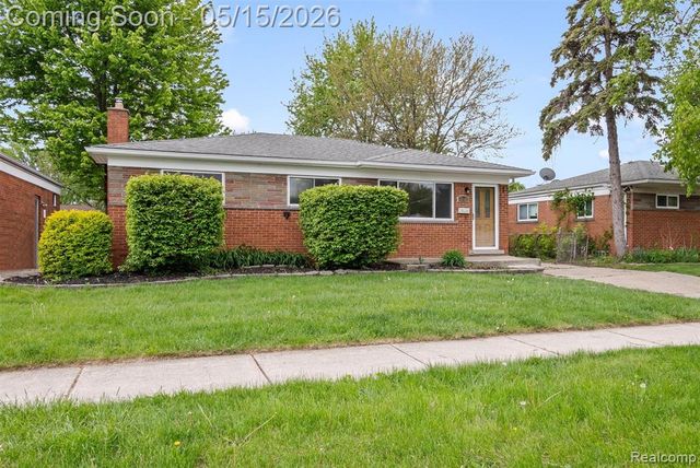 13144 Stamford Avenue, Warren, MI 48089
