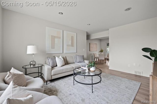 13144 Stamford Avenue, Warren, MI 48089