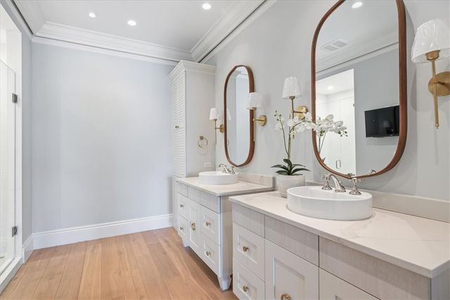 21 Royal Palm Point C, Vero Beach, FL 32960