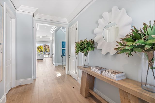 21 Royal Palm Point C, Vero Beach, FL 32960