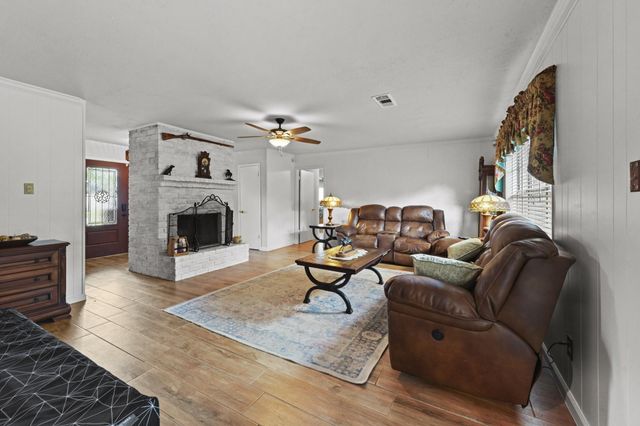 13823 Wickersham Lane, Houston, TX 77077
