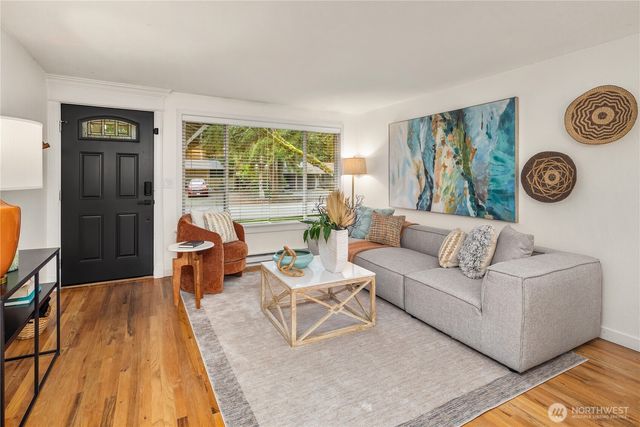 15812 196th Place NE, Woodinville, WA 98077