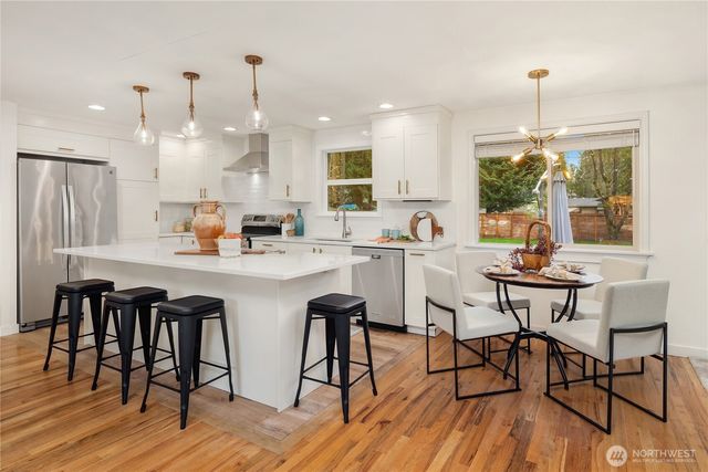 15812 196th Place NE, Woodinville, WA 98077