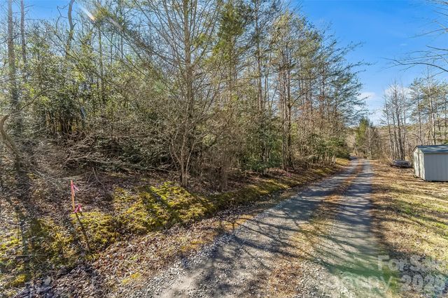 1350 Lavender Road, Old Fort, NC 28762
