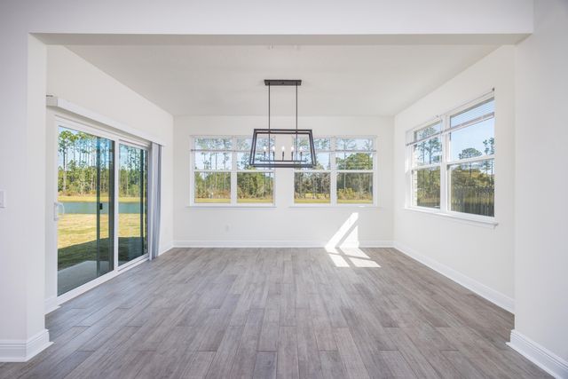 133 E Sky Way, Freeport, FL 32439