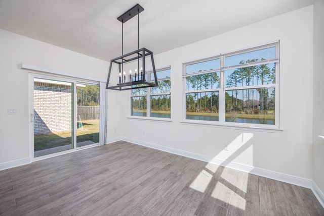 133 E Sky Way, Freeport, FL 32439