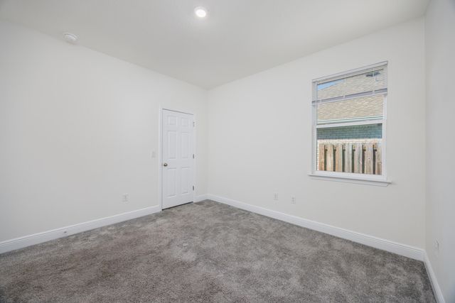 133 E Sky Way, Freeport, FL 32439