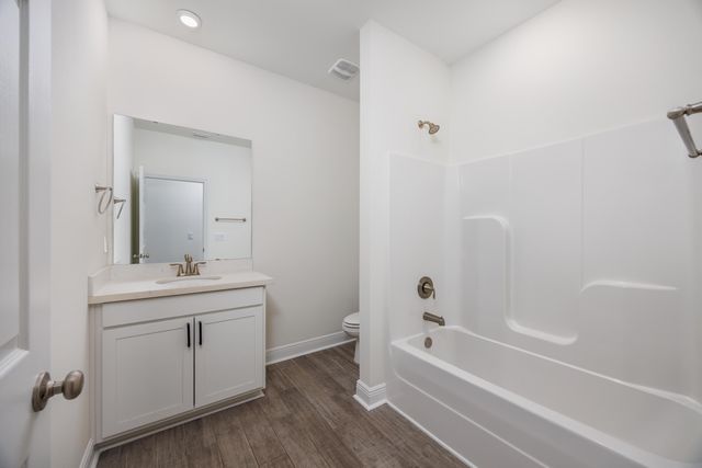 133 E Sky Way, Freeport, FL 32439