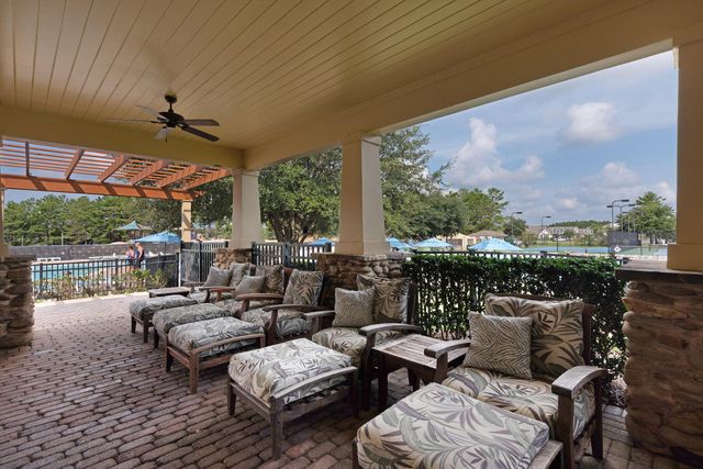 133 E Sky Way, Freeport, FL 32439