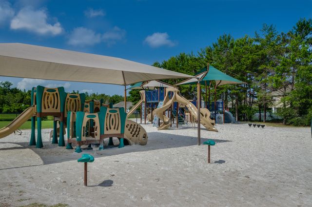 133 E Sky Way, Freeport, FL 32439