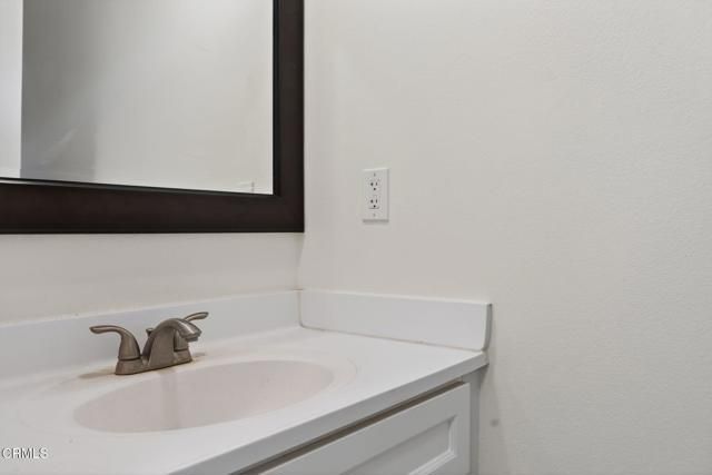 969 Miramonte Drive 5, Santa Barbara, CA 93109