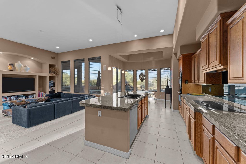 Image 27 of property listing at 27105 N 162nd Street, Scottsdale, AZ 85262
