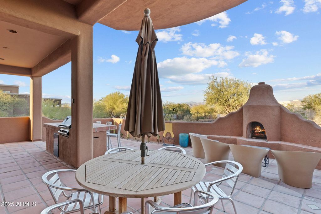 Image 3 of property listing at 27105 N 162nd Street, Scottsdale, AZ 85262