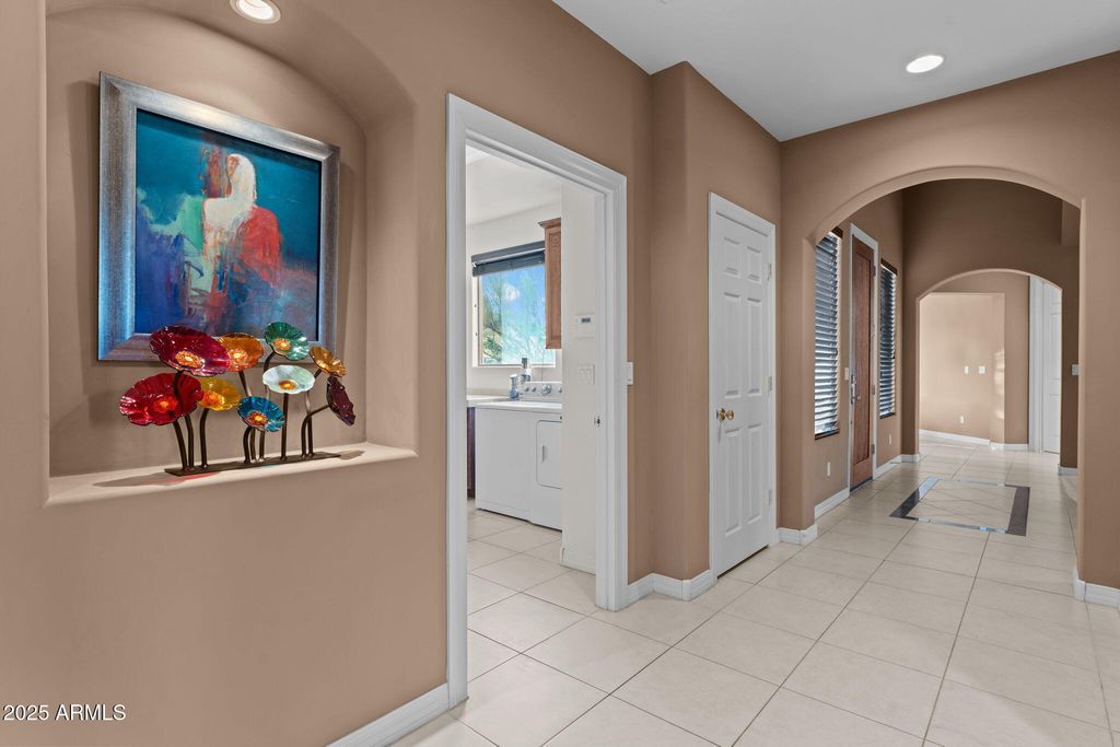 Image 7 of property listing at 27105 N 162nd Street, Scottsdale, AZ 85262