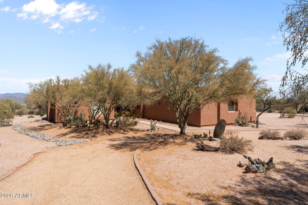 Image 70 of property listing at 27105 N 162nd Street, Scottsdale, AZ 85262